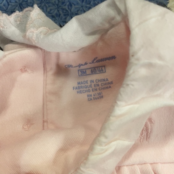Ralph Lauren romper/onesie - Picture 3 of 5